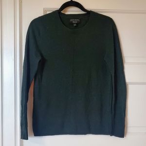 Forest green wool sweater -with fine Italian yarn